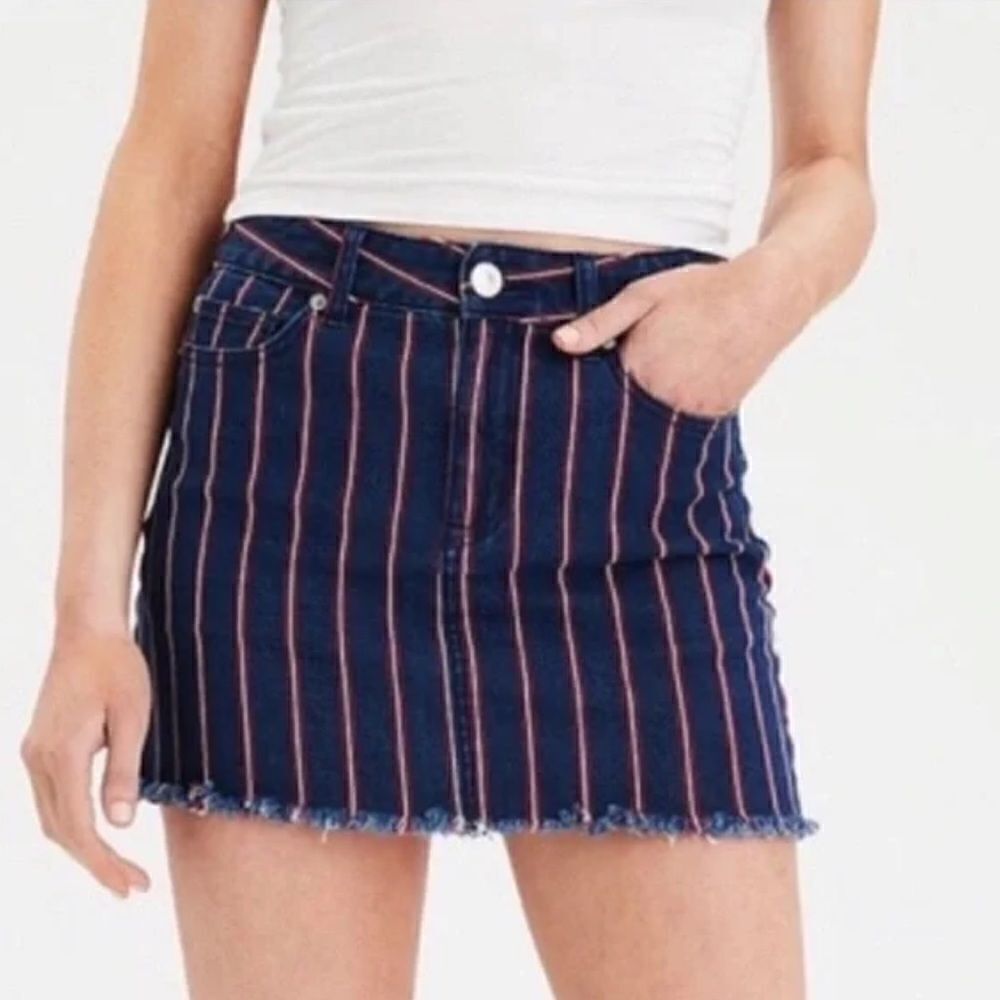 American Eagle High Rise Striped Mini Skirt Size 4 Red White Blue Raw Hem